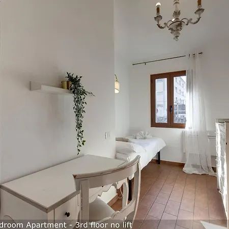 Palazzuolo Tower Apartments By Mamo Florence Buitenkant foto
